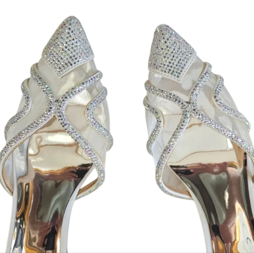Badgley Mischka Haze Slip-On Silver Crystal Pointed Toe Pumps Heels Size 10